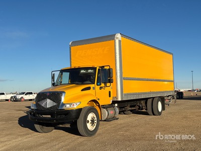 2019 International Durastar 4300 4x2 Van Truck