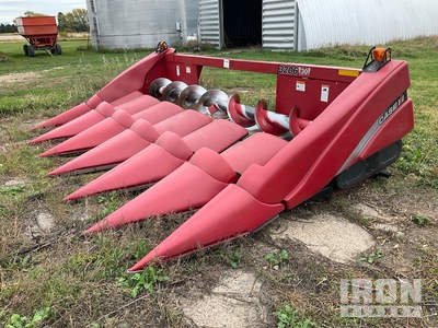 Case IH 3206 6 Row 30 in Corn Combine Header