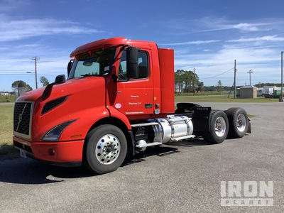 2021 Volvo VNR 6x4 Cabeza Tractora Cabina Corta