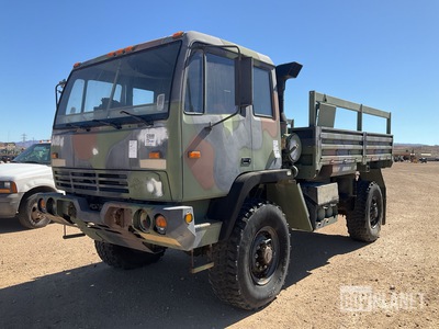 2003 Stewart & Stevenson M1078A1 LMTV 4x4 Cargo Truck