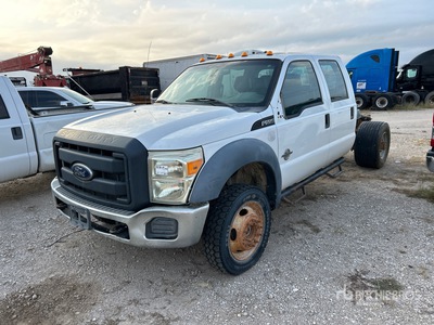 2012 Ford F-550 XL 4x4 Crew Cab Fahrgestell