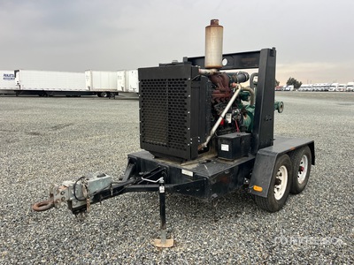 2013 Premier Trailer-Mounted Waterpomp