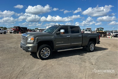 2018 GMC Sierra 2500HD Denali 4x4 Crew Cab Pickup