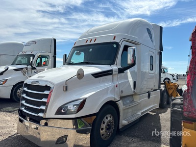 2019 Freightliner Cascadia 126 6x4 Sleeper Truck Tractor