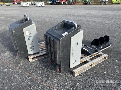 Quantity of (2) Fabema Traffic Light