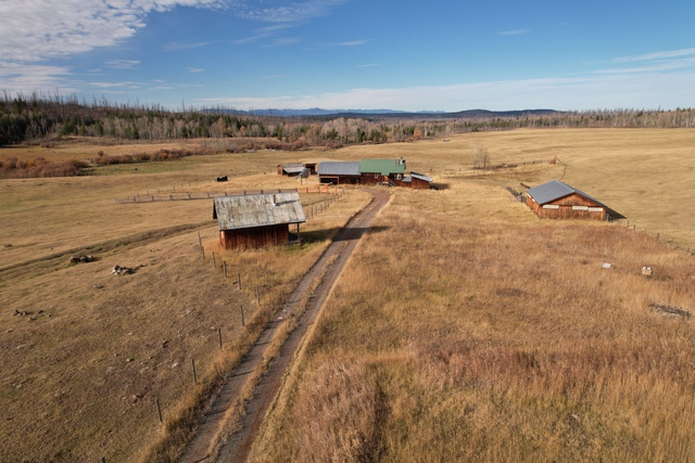 70 Mile House, BC, 11605 Boule-Young Lake Rd, 480± Title Acres, Oxbow Ranch 70 Mile House, BC, 11605 Boule-Young Lake Rd, 480± Title Acres, Oxbow Ranch