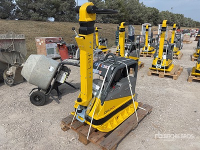 2023 Wacker Neuson DPU40Yeh US Plancha compactadora (Unused)