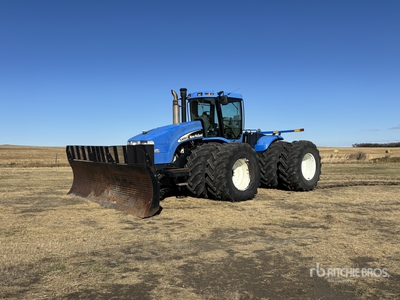 2004 New Holland TJ450 4WD Tractor