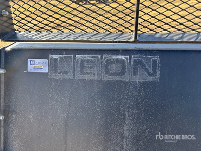 Leon 18 in Bulldozer