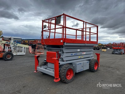 2003 Skyjack SJ7135 4x4 Dual Fuel シザーリフト