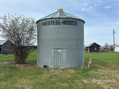 Westeel Rosco +/- 1650 bu 5 Ring Grain Bin
