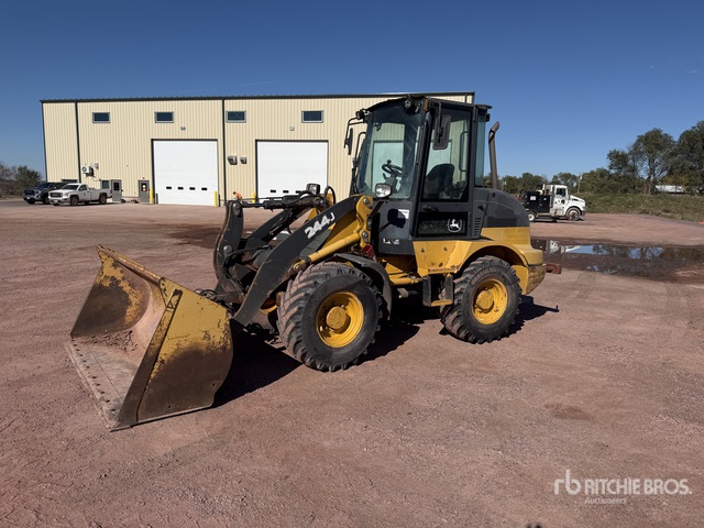 CARGADOR FRONTAL 2013 JOHN DEERE 244J