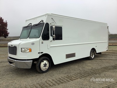 2019 Freightliner MT45 4x2 Furgón de Reparto