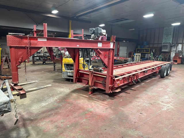 T/A Gooseneck Portable Building Trailer