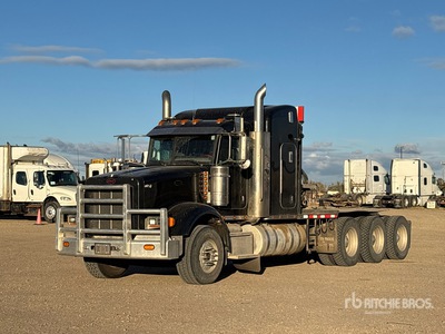 2012 Peterbilt 367 6x4 Sleeper Winch Truck