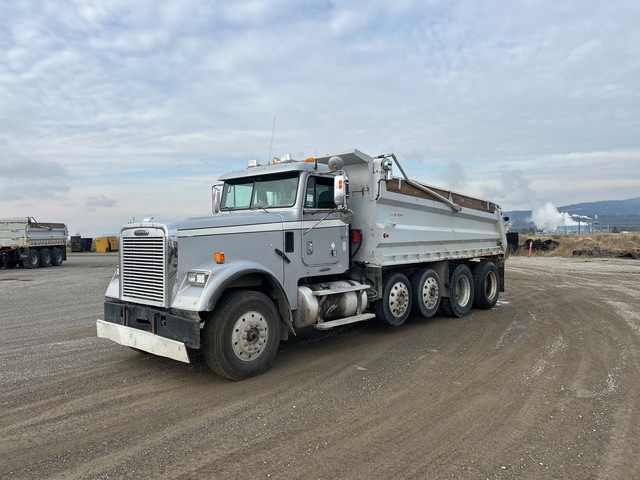 2005 Freightliner FLD 120 10x4 Quad/A Dump Truck