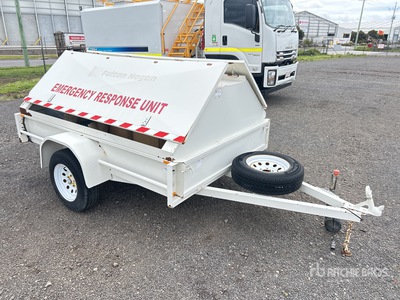 2011 CARAC 2.4 m S/A Remorque fermée