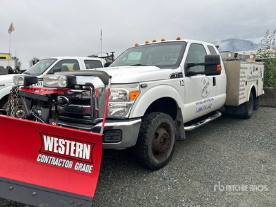 2011 Ford F-350 XLT 4x4 Extended Cab Schneepflug-Lastzug