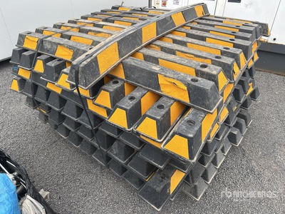 Quantity of Car Park Bumpers ضوابط المرور المتنوعة