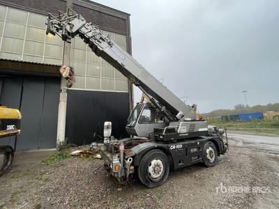 1999 Kato CR100 10 ton オールテラインクレイン