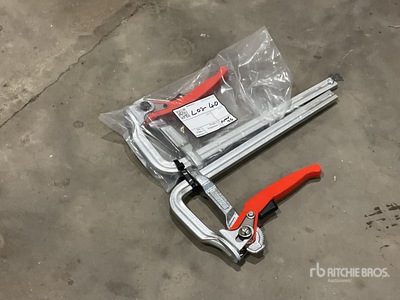 Quantity of (2) Heavy Duty Screw Welding Clamps 300mm X 120mm Divers