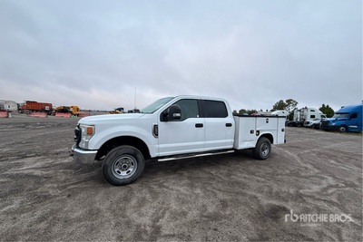 2020 Ford F-250 XL Crew Cab Utility Truck