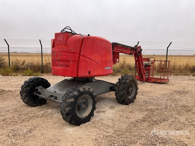 2002 Haulotte HA16PX 4WD Diesel Piattaforma monobraccio articolata  (Inoperable)