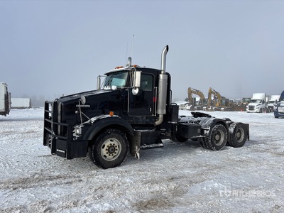 2005 Kenworth T800 6x4 T/A Day Cab Truck Tractor