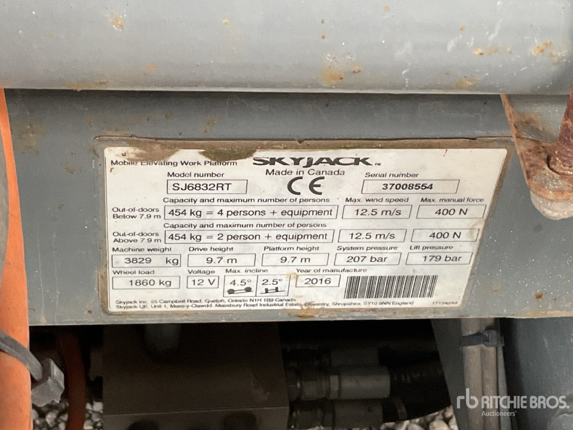 2016 Skyjack SJ6832 RT Elevador de tijera