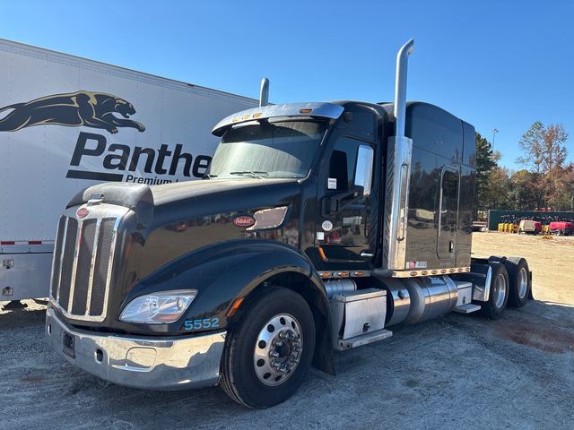 2015 Peterbilt 579 6x4 T/A Sleeper Truck Tractor (Inoperable)
