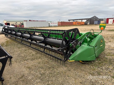 2010 John Deere 635F 35 ft Flex Combine Header