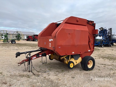 2003 New Holland BR780 Rundballenpresse