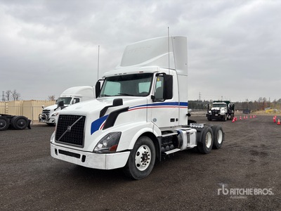 2015 Volvo VNL 6x4 T/A Day Cab Truck Tractor