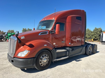 2019 Kenworth T680 6x4 Tracteur routier couchette