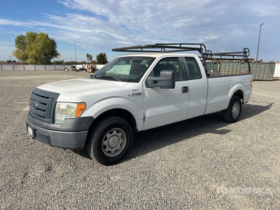 2010 Ford F-150 XL 4x2 Extended Cab Pickup
