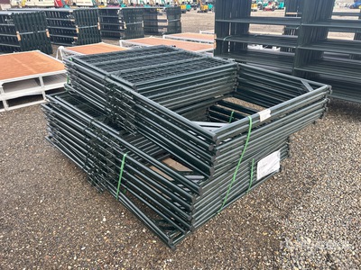 Quantity of (24) 2025 BYT MDGTE04 4 ft Mesh Ranch Frame Puerta de ganado (Unused)