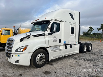 2019 Freightliner Cascadia 126 6x4 Sleeper Prime Mover