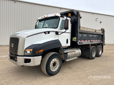 2015 Cat CT660S 6x4 Tipper Truck