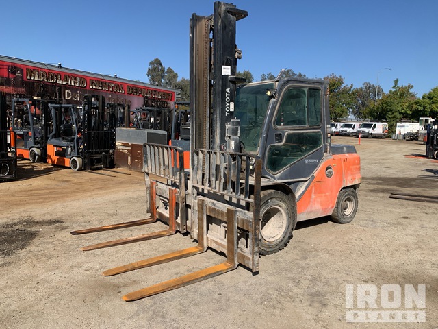 MONTACARGAS TOYOTA 8FD50U