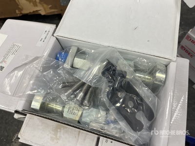 (25) AXIS AXSLB-LM4F-CA-1D Dielectric Connectors, (9) Load Cell Components معدات انتاج