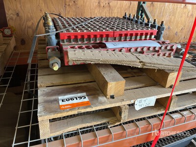 Quantity of (60) Inferno T100-29 Level Gauge Assy. 1/2 in NPT Conn.