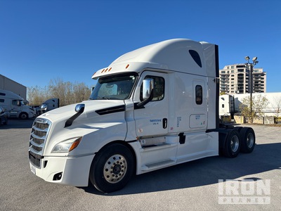 2020 Freightliner Cascadia 6x4 Sleeper Truck Tractor