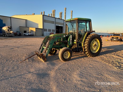 John Deere Trattore agricolo 2RM