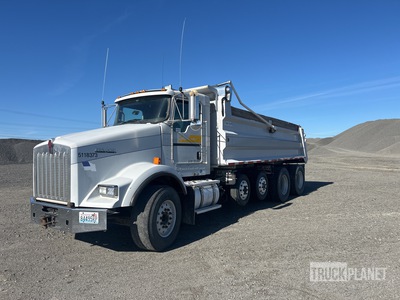 2009 Kenworth T800 10x4 Quad/A Dump Truck