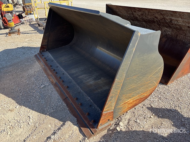 CNH 120 in Q/C General Purpose Wheel Loader Bucket | Ritchie Bros ...