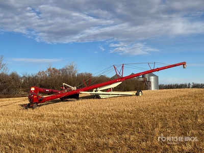 Buhler Farm King 1385 13 in x 85 ft Swing Graan vijzel