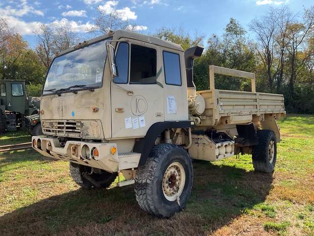 1997 Stewart & Stevenson M1078 LMTV 4x4 Cargo Truck