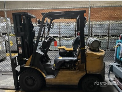 Cat P5000-LPS Montacargas