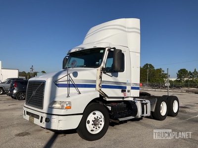 2013 Volvo VNR64T T/A Day Cab Truck Tractor (Inoperable)