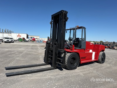 2006 Kalmar DCE160-12 33000 lb Pneumatic Tire Forklift